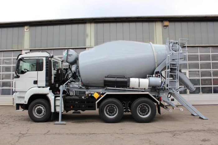 Concrete Mixing Truck