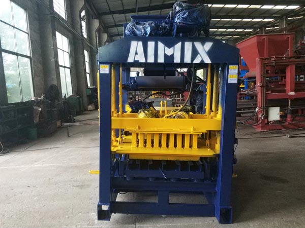 ABM-8S brick machine