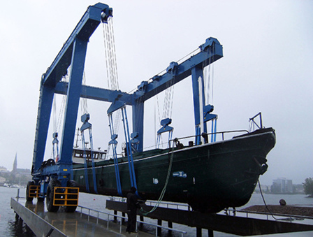 travel lift for sale