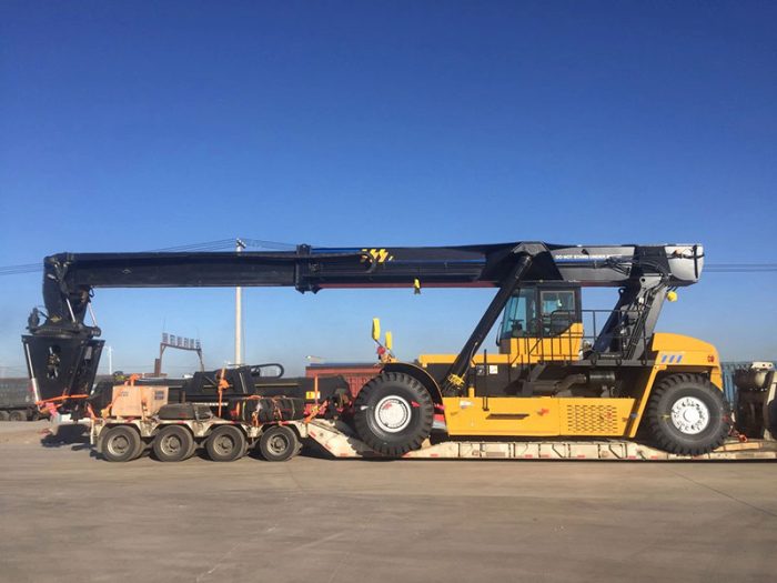 Container Reach Stacker