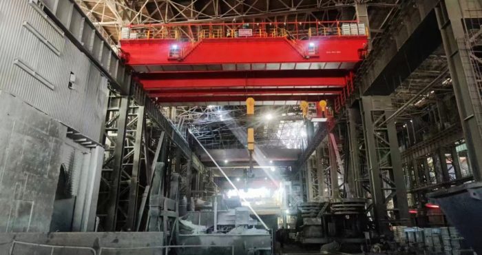 crane for charging