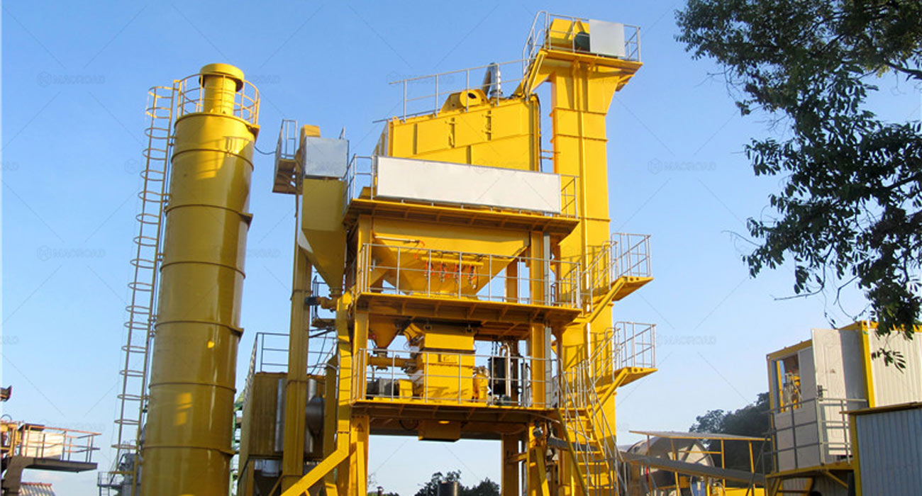 ALQ90 asphalt batching plants on site in Sri Lanka